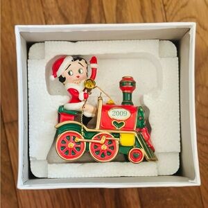 Vintage Danbury Mint Betty Boop Ornament ♥️
